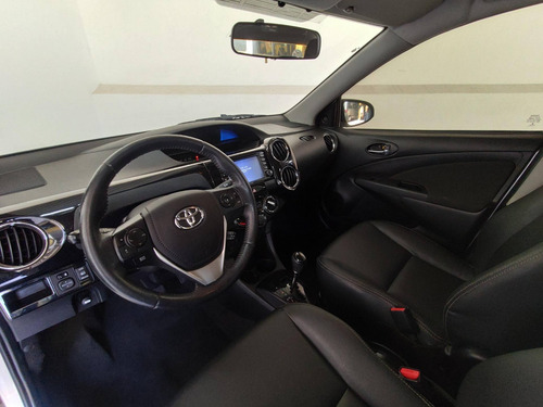 Toyota Etios 1.5 Xls Sedan 16v Flex 4p Automático