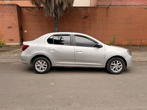 Renault Logan 1.6 Dynamique