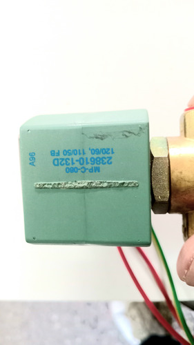 Valvula Selenoide Ascó Ent/sal.3/8 Npt Bovina 110 ,50/60 .