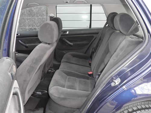 Volkswagen Golf 1.6 Confortline
