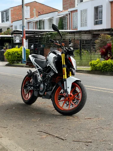 Ktm Duke 200 Ng Full Abs 2024 Con Accesorios Premium
