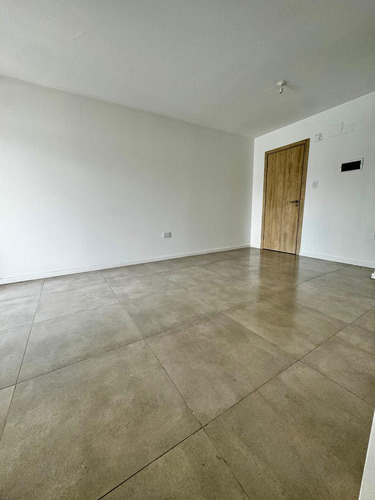 Departamento En Venta De 1 Dormitorio A Estrenar, Barrio Cofico