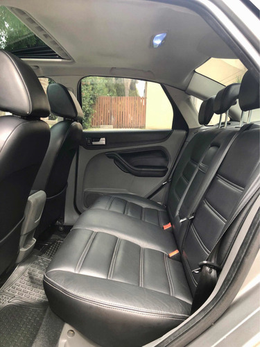 Ford Focus Ii 2.0 Ghia - A/2012 - Tope De Gama - Como Nuevo