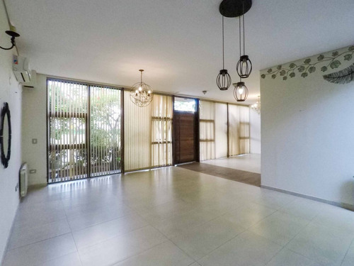Venta Casa 3 Dormitorios Jardin Claret