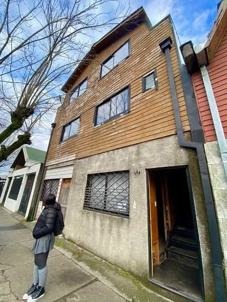 Imagen 2 de 19 de Amplia Casa Central De 3 Pisos, Giro Comercial (177084)