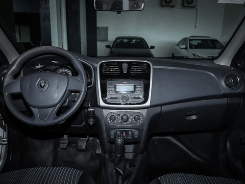 Imagen 14 de 17 de Renault Logan 2019 1.6 Authentique 85cv