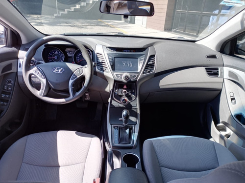 Imagen 12 de 13 de Hyundai Elantra Gls Premium 4869