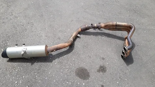 Escape Benelli Tnt 899 (Usado)