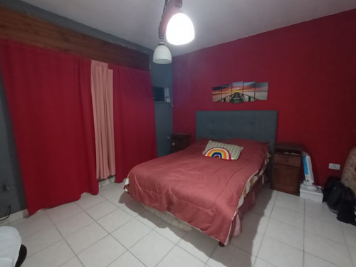 Venta Casa 3 Ambientes En Lote Propio Excelente Estado