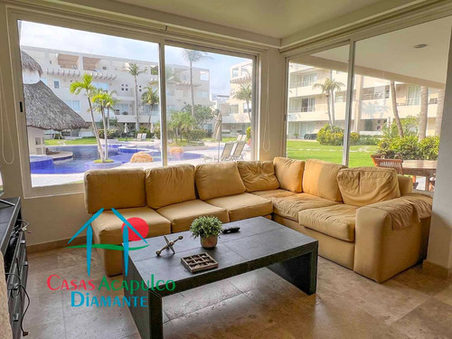 Cad Vidamar Residencial C1 D 101. Terraza Con Jacuzzi Y Salida Al Jardín