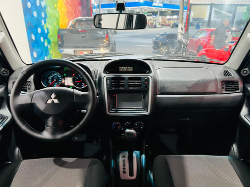 Mitsubishi Pajero TR4 2.0 4X4 FLEX AUTOMÁTICO