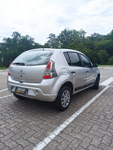 Imagem 4 de 13 de Renault Sandero 2014 1.0 16v Expression Hi-flex 5p