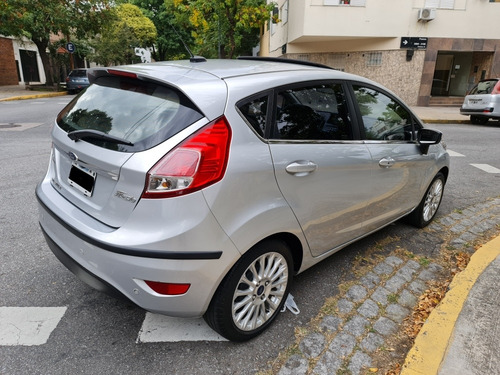 Ford Fiesta Kinetic Design 1.6 Titanium Powershift 120cv