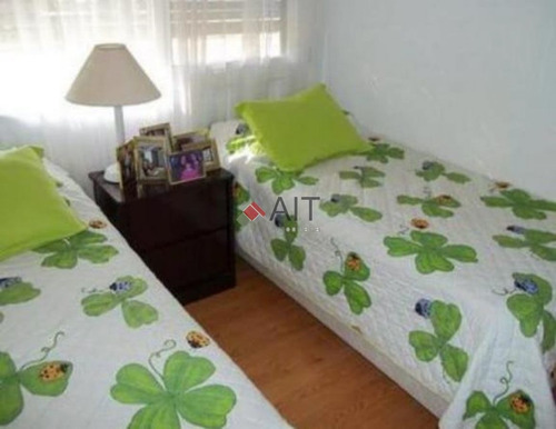 Imagen 10 de 14 de Muy Lindo Chalet Cerca De La Playa. 4 Dormitorios, Piscina Climatizada Y Mas
