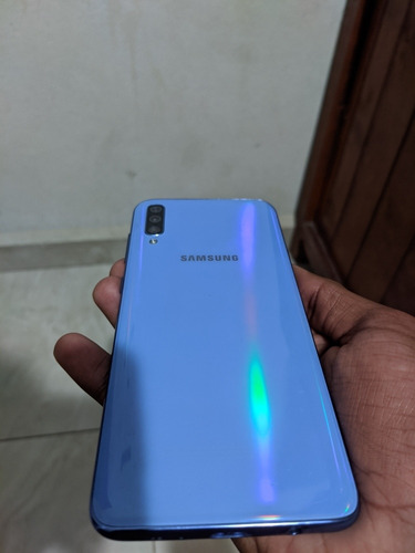 Samsung A70