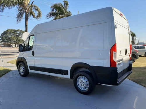 Imagen 8 de 10 de Peugeot Boxer Premium 2.2 Hdi 435 Mh