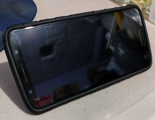 Moto G6 Plus 64 Gb 4 Gb Ram (incluye Carcasa Anti Golpes) (Usado)