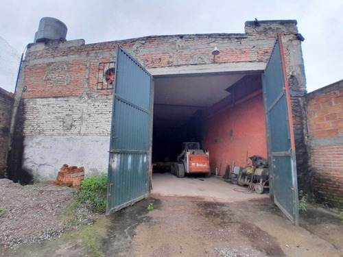 Venta. Galpon Jujuy 2400