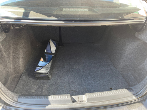 Volkswagen Vento 1.6 Confortline Mt