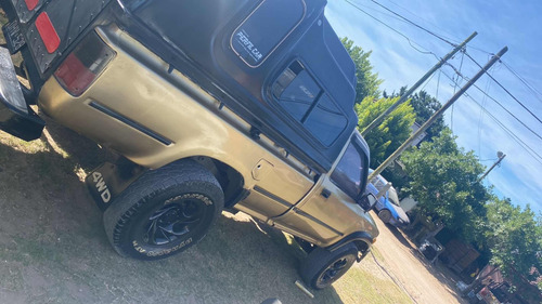 Toyota Hilux Pick-Up SR5 S/C