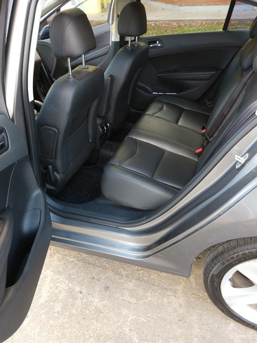 Peugeot Allures Plus 2.0