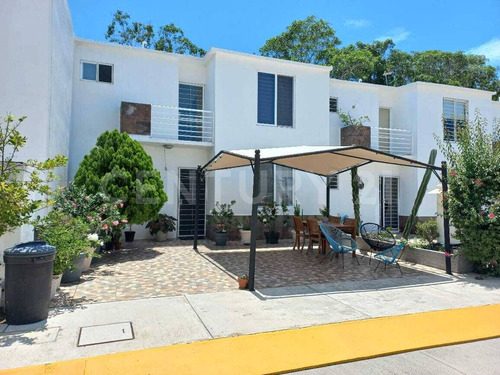 Casa En Venta En La Palma Residencial, Acapulco Gro.