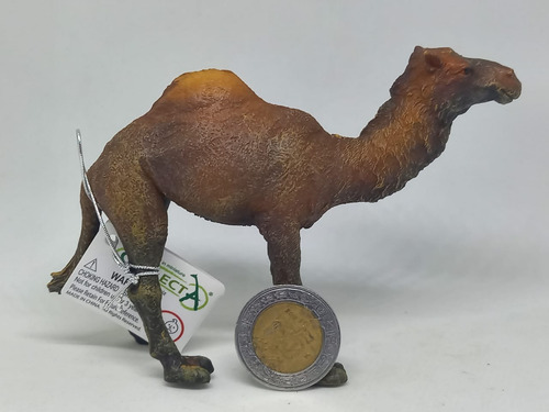 Figura De Camello Dromedario De La Marca Collecta (Usado)
