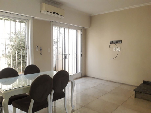 Imagen 8 de 14 de Departamento Tipo Casa En Venta En Lanus Este