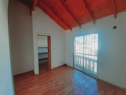 Ph 4 Amb Con Cochera Y Patio En Venta