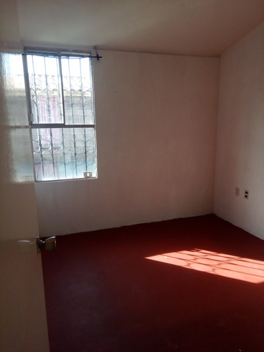 En Venta Casa Sola En Privada Con Acceso Restringido Todos Los Servicios