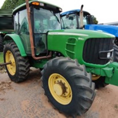 Trator John Deere 6145 J Ano 2011