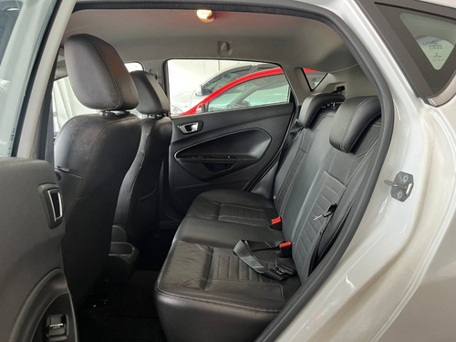 Ford Fiesta 1.6 16v Titanium Flex 5p