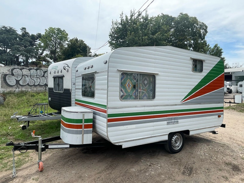 Casa Rodante Camelia 350 Para Cuatro Personas Usada