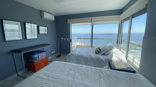 Apto, Vista Al Mar, Parrillero Propio, 3 Dorm Mas Servicio