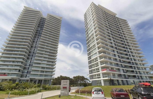 Apartamento En Edificio One- Ref: 1628