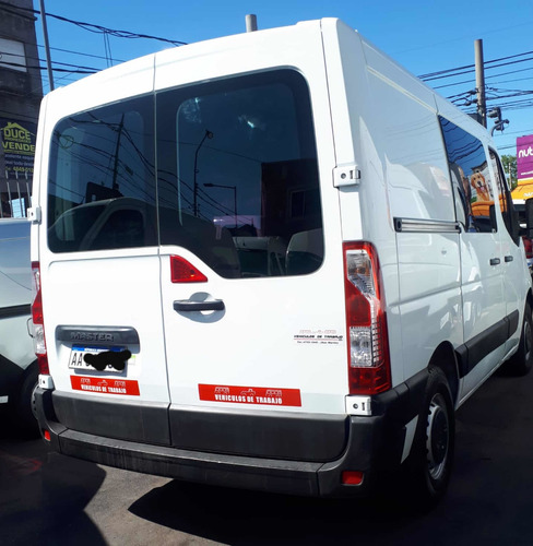 Imagen 4 de 11 de Renault Master 2016 2.3 L1h1 Aa Furgon Corto