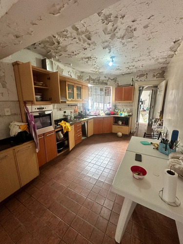 Casa/lote En Venta Floresta A Refaccionar Permuta