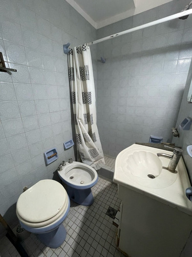 Casa En Alquiler De 4 Ambientes