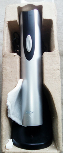 Imagen 3 de 6 de Sacacorchos Electrico Oster (vinos, Licores Y Otras Bebidas)