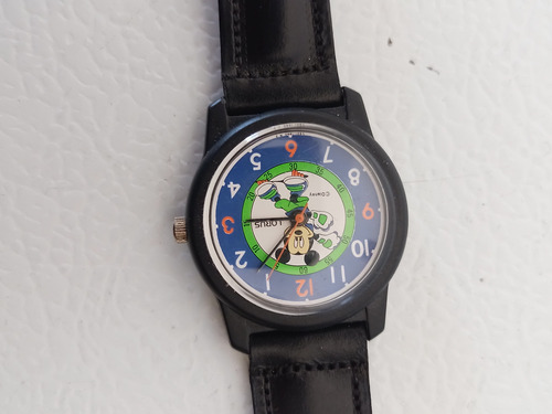 Reloj Lorus Mickey Mouse En Patines Disney Original Quartz Negro (Usado)