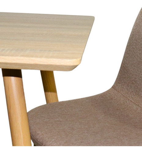 Comedor De Madera Mesa Rectangular Y 4 Sillas Color Beige Diseño de la tela de las sillas Liso