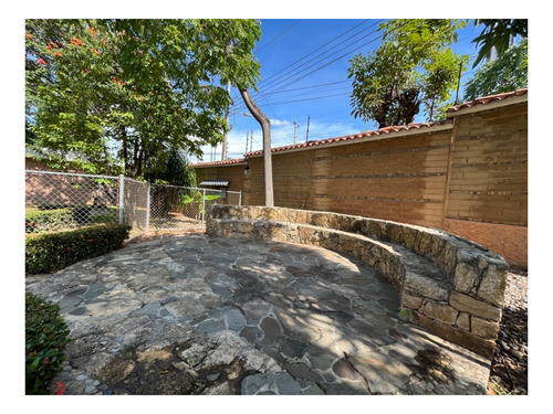 Imagen 11 de 30 de Casa En Venta/renta Con Terreno De 2,600 M2 Con Entrada Dire