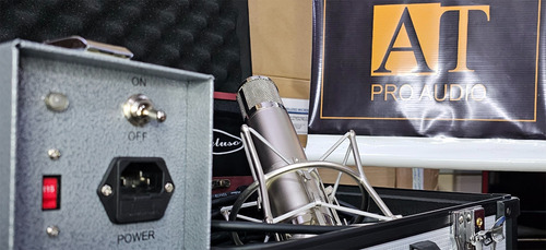Microfone Valvulado Peluso P-12 Estilo Do Lendário Akg C12