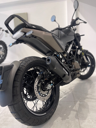 Husqvarna 401 Svartpilen 0km 2023