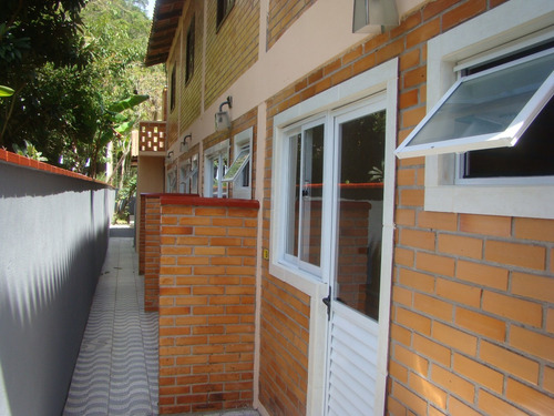 (arrendamento Anual)pousada Com 4 Aptos E 1 Casa Mobiliada
