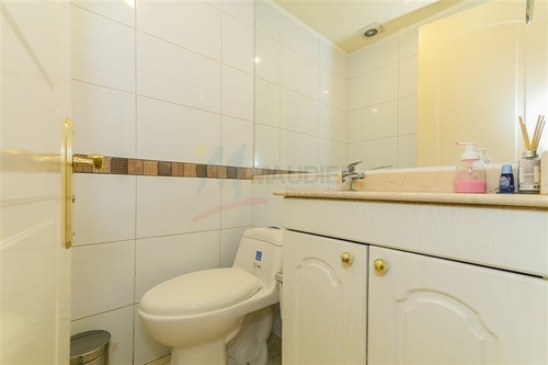 Imagen 11 de 23 de Departamento En Venta De 4 Dorm. En Providencia