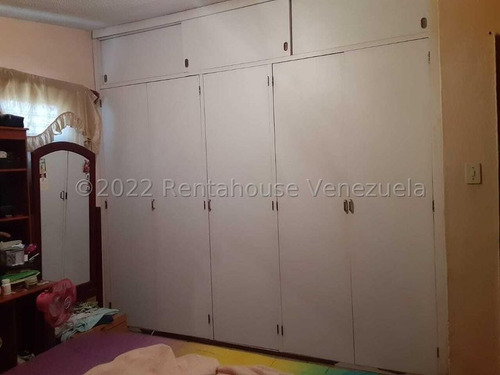 Imagen 3 de 8 de Rosangel Parraga Rentahouse Vende Casa En La Esmeralda San Diego 22-17283