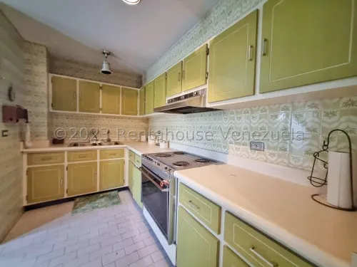 Apartamento En Venta. 24-5877