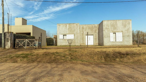 Imagen 10 de 13 de Casa Amplia A La Venta En Libertad Oeste Al 500, Lobos