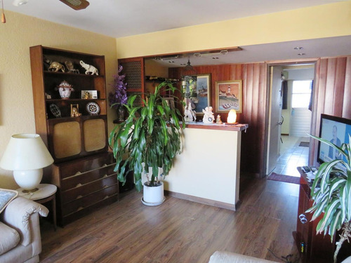 Imagen 2 de 9 de Venta Apartamento Tres Dormitorios Centro